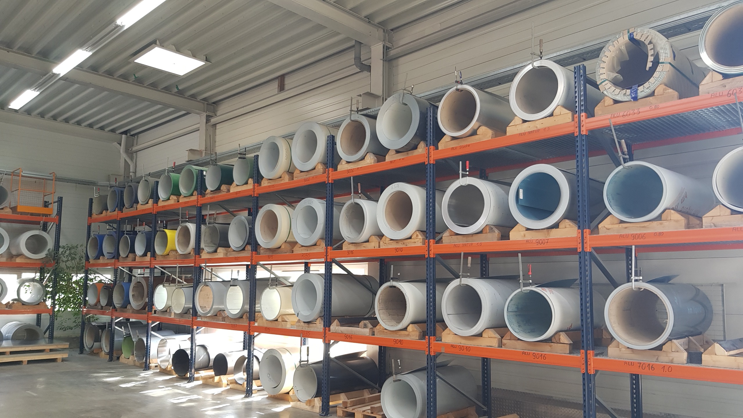 Coillager für Kantteilfertigung